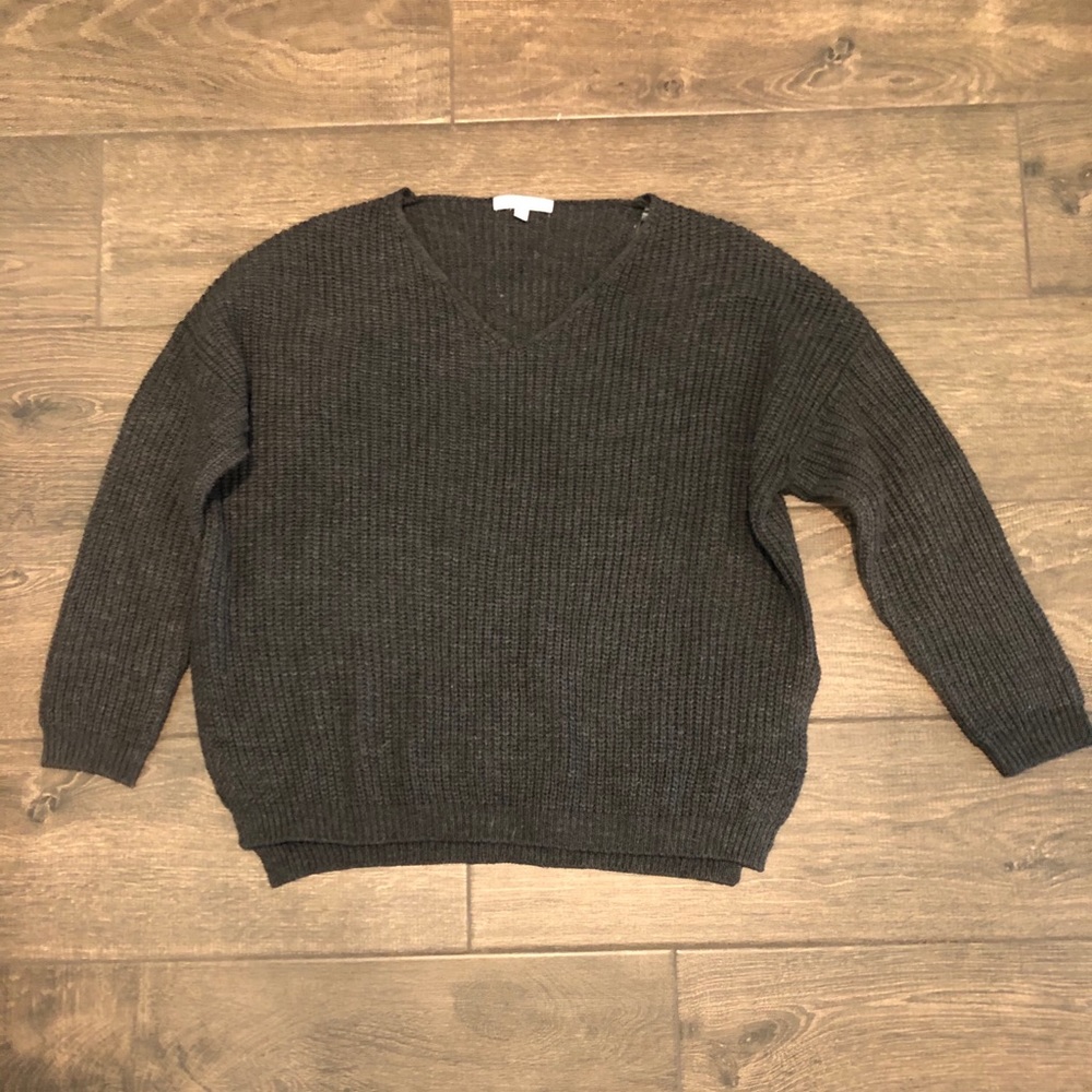 Active USA sweater size large
